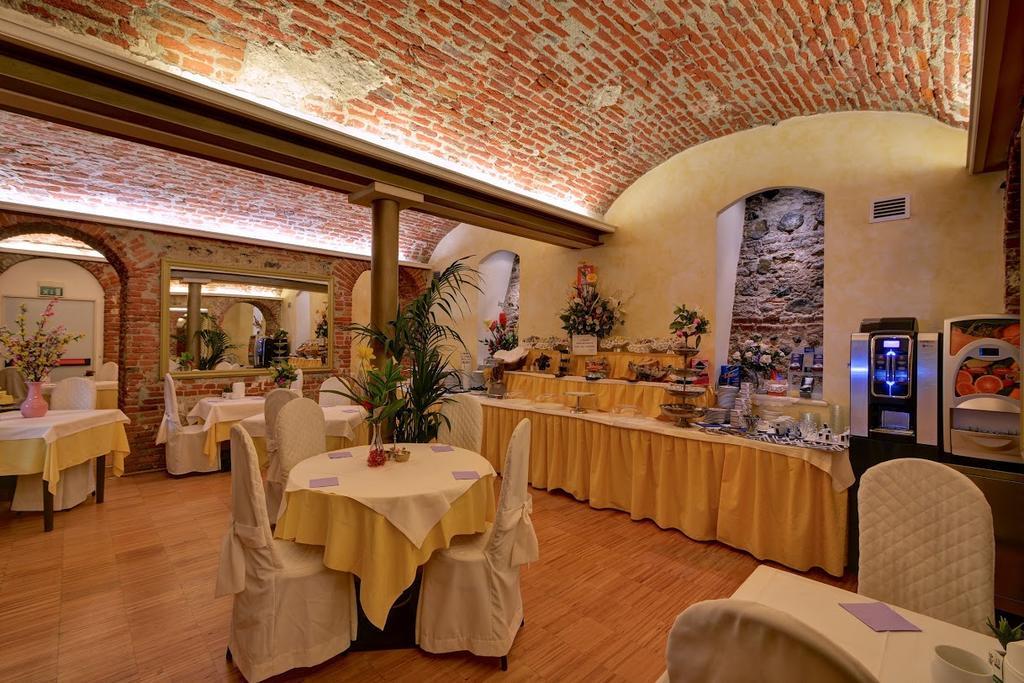 Hotel Due Mondi Турин Экстерьер фото