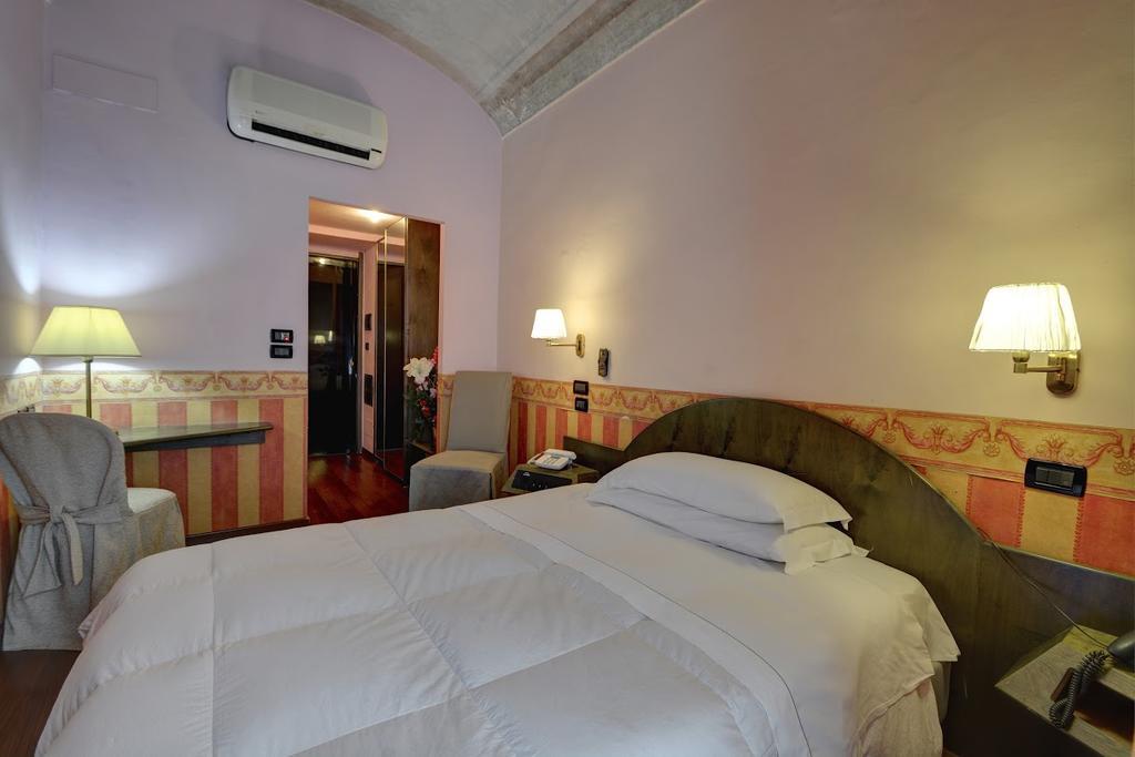 Hotel Due Mondi Турин Экстерьер фото